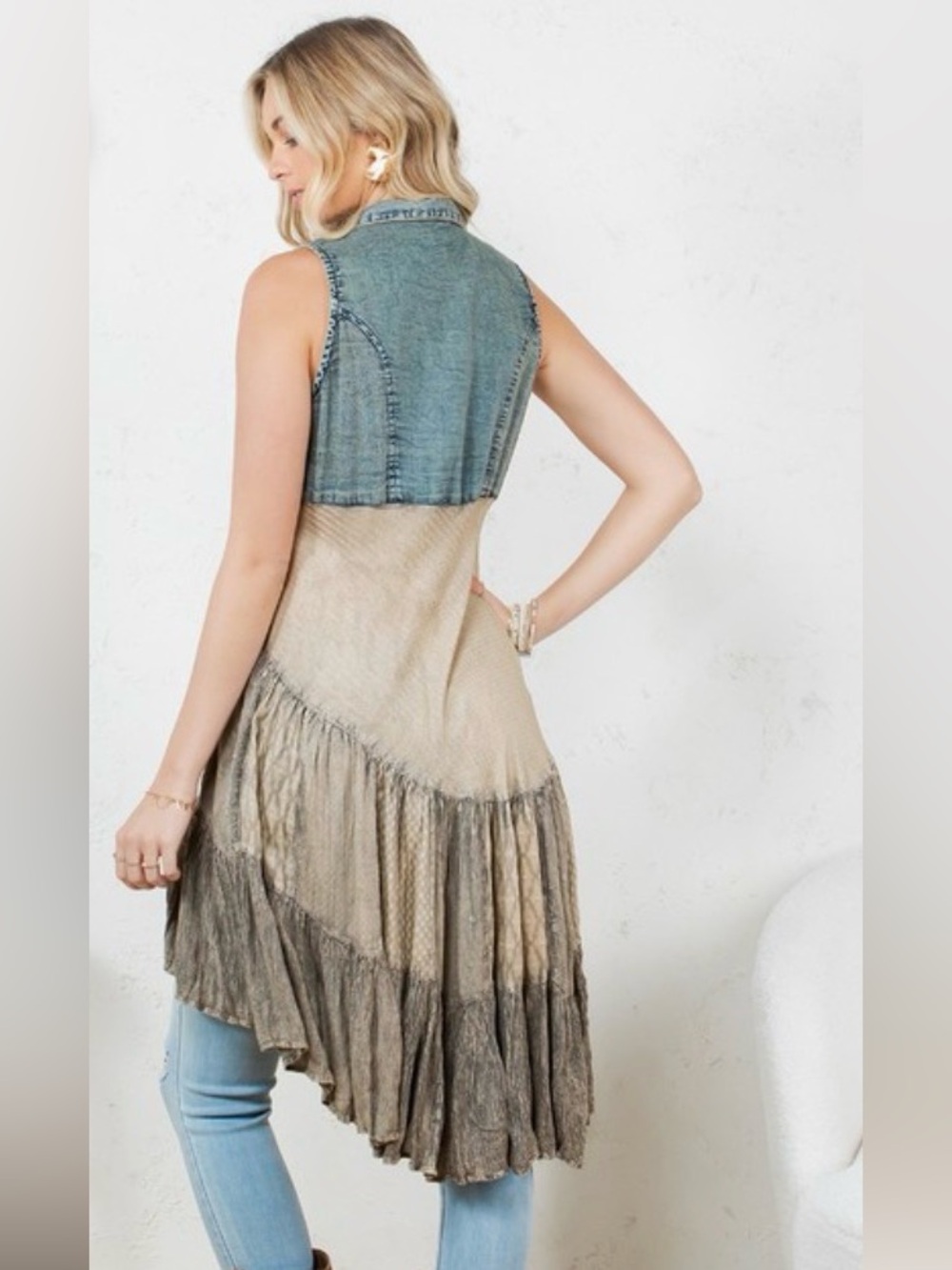 226 NWT Young Threads Front Open Asymmetrical High Low Top - Latte - Picture 3 of 7